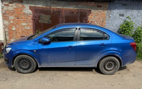 Chevrolet Aveo III, 2014 год, 400 000 рублей, 2 фотография
