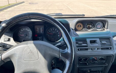Mitsubishi Pajero III рестайлинг, 1998 год, 550 000 рублей, 6 фотография