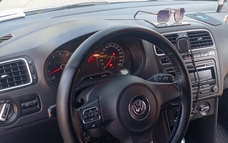 Volkswagen Polo VI (EU Market), 2012 год, 649 000 рублей, 18 фотография