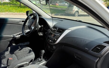 Hyundai Solaris II рестайлинг, 2015 год, 950 000 рублей, 8 фотография