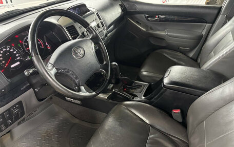 Toyota Land Cruiser Prado 120 рестайлинг, 2008 год, 1 899 000 рублей, 10 фотография