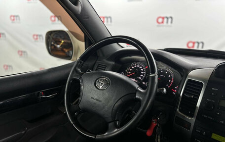 Toyota Land Cruiser Prado 120 рестайлинг, 2008 год, 1 899 000 рублей, 13 фотография