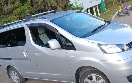 Nissan NV200, 2011 год, 1 550 000 рублей, 3 фотография