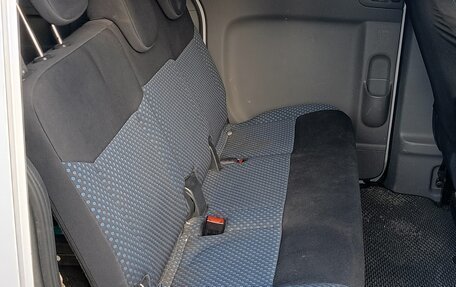 Nissan NV200, 2011 год, 1 550 000 рублей, 16 фотография