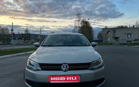 Volkswagen Jetta VI, 2014 год, 700 000 рублей, 7 фотография