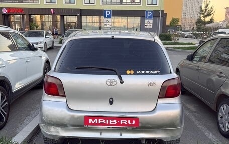 Toyota Vitz, 2001 год, 320 000 рублей, 3 фотография