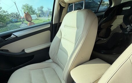 Volkswagen Jetta VI, 2012 год, 1 000 000 рублей, 3 фотография