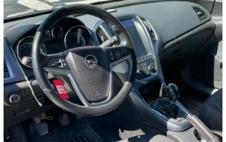 Opel Astra J, 2012 год, 550 000 рублей, 5 фотография
