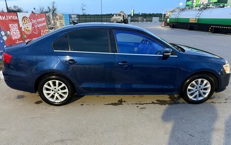 Volkswagen Jetta VI, 2012 год, 1 000 000 рублей, 14 фотография