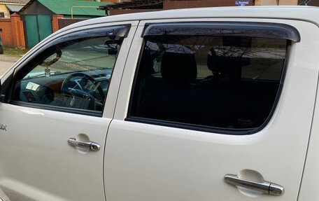 Toyota Hilux VII, 2013 год, 2 550 000 рублей, 10 фотография