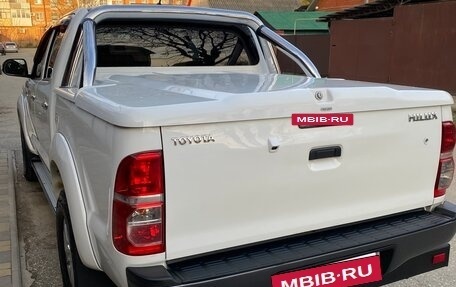 Toyota Hilux VII, 2013 год, 2 550 000 рублей, 8 фотография