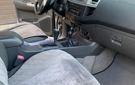 Toyota Hilux VII, 2013 год, 2 550 000 рублей, 15 фотография