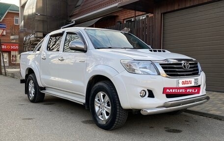 Toyota Hilux VII, 2013 год, 2 550 000 рублей, 16 фотография
