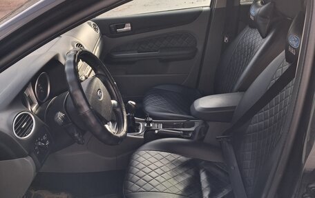 Ford Focus II рестайлинг, 2008 год, 400 000 рублей, 23 фотография