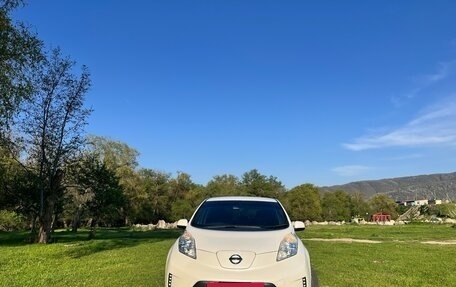 Nissan Leaf I, 2014 год, 950 000 рублей, 1 фотография