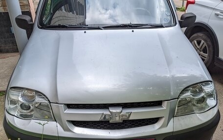 Chevrolet Niva I рестайлинг, 2009 год, 475 000 рублей, 5 фотография