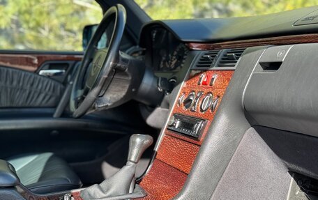 Mercedes-Benz E-Класс, 1998 год, 950 000 рублей, 24 фотография