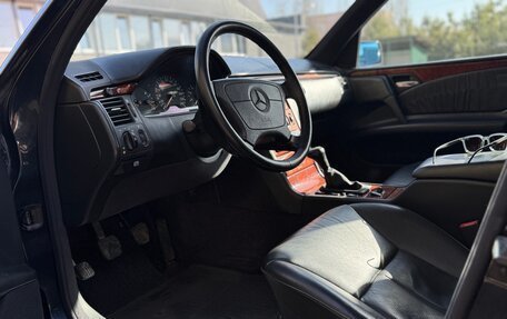 Mercedes-Benz E-Класс, 1998 год, 950 000 рублей, 21 фотография