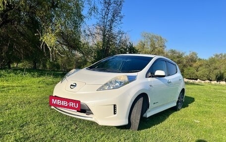 Nissan Leaf I, 2014 год, 950 000 рублей, 7 фотография