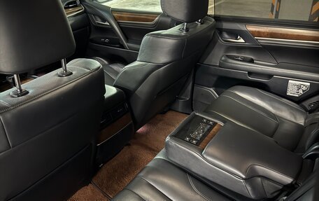 Lexus LX III, 2016 год, 5 750 000 рублей, 6 фотография