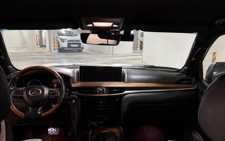 Lexus LX III, 2016 год, 5 750 000 рублей, 8 фотография