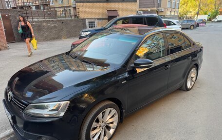 Volkswagen Jetta VI, 2013 год, 700 000 рублей, 12 фотография