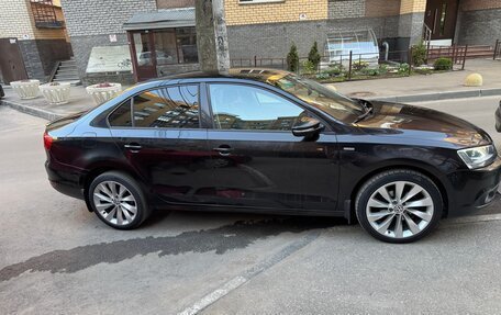 Volkswagen Jetta VI, 2013 год, 700 000 рублей, 16 фотография