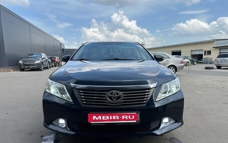 Toyota Camry, 2012 год, 1 690 000 рублей, 3 фотография