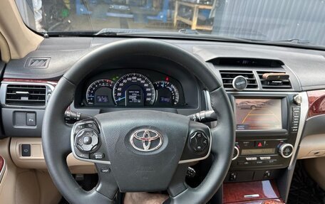 Toyota Camry, 2012 год, 1 690 000 рублей, 13 фотография