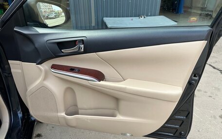 Toyota Camry, 2012 год, 1 690 000 рублей, 18 фотография