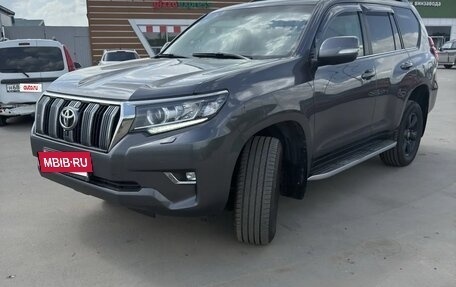 Toyota Land Cruiser Prado 150 рестайлинг 2, 2018 год, 4 400 000 рублей, 2 фотография