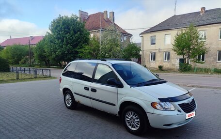 Chrysler Voyager IV, 2002 год, 325 000 рублей, 3 фотография