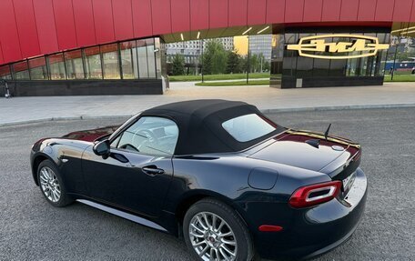 Fiat 124 Spider I, 2018 год, 2 790 000 рублей, 3 фотография