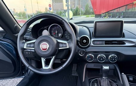 Fiat 124 Spider I, 2018 год, 2 790 000 рублей, 13 фотография