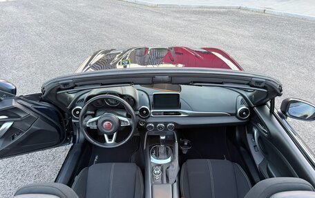 Fiat 124 Spider I, 2018 год, 2 790 000 рублей, 12 фотография