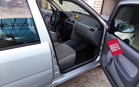 Volkswagen Pointer, 2004 год, 360 000 рублей, 3 фотография