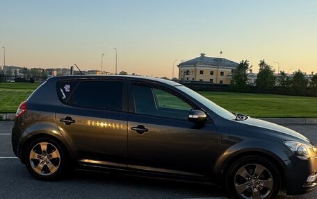 KIA cee'd I рестайлинг, 2011 год, 710 000 рублей, 3 фотография