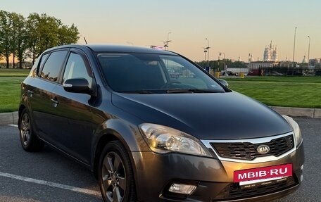 KIA cee'd I рестайлинг, 2011 год, 710 000 рублей, 2 фотография