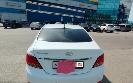 Hyundai Solaris II рестайлинг, 2016 год, 975 000 рублей, 3 фотография