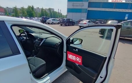 Hyundai Solaris II рестайлинг, 2016 год, 975 000 рублей, 5 фотография