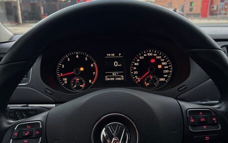 Volkswagen Jetta VI, 2011 год, 824 000 рублей, 12 фотография