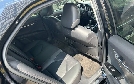Toyota Camry, 2020 год, 3 250 000 рублей, 7 фотография