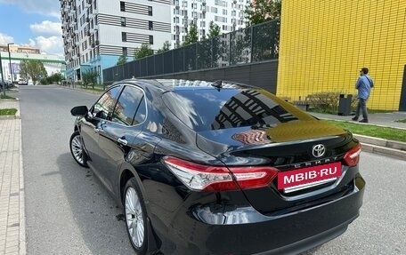 Toyota Camry, 2020 год, 3 250 000 рублей, 3 фотография