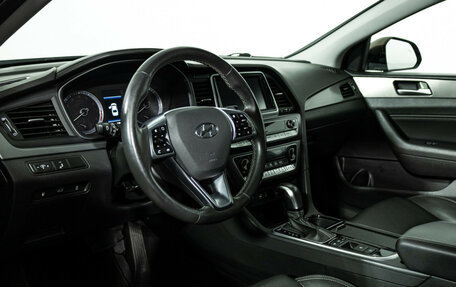 Hyundai Sonata VII, 2017 год, 2 047 000 рублей, 11 фотография