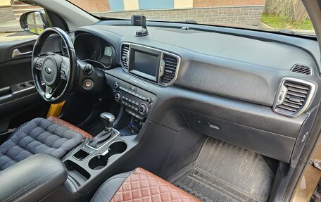 KIA Sportage IV рестайлинг, 2018 год, 1 890 000 рублей, 12 фотография