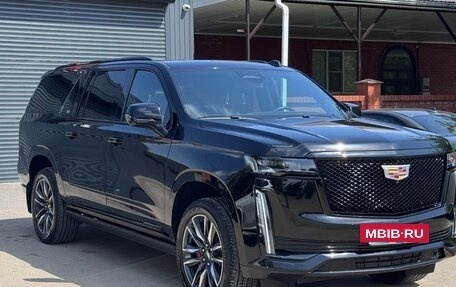 Cadillac Escalade V, 2021 год, 8 650 000 рублей, 2 фотография