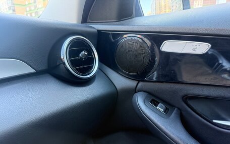 Mercedes-Benz C-Класс, 2017 год, 2 000 000 рублей, 8 фотография