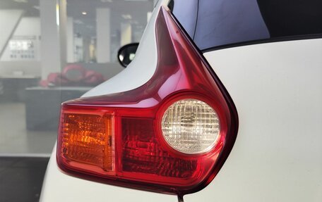 Nissan Juke II, 2011 год, 1 000 000 рублей, 10 фотография