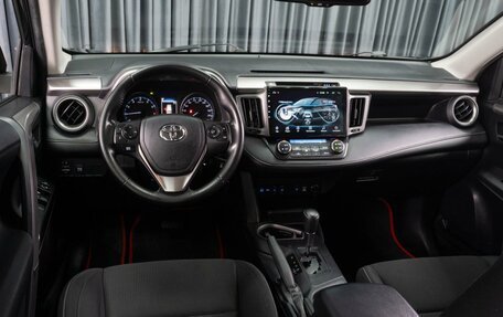 Toyota RAV4, 2019 год, 2 349 000 рублей, 7 фотография