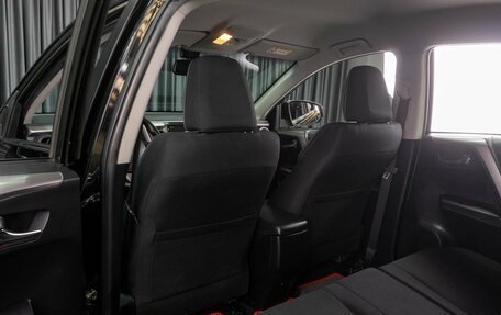 Toyota RAV4, 2019 год, 2 349 000 рублей, 12 фотография